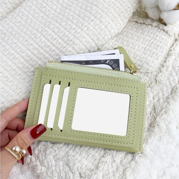 ⚠️Clearance Mint Green And White Slim Cardholder / Wallet - Picture 4 of 4